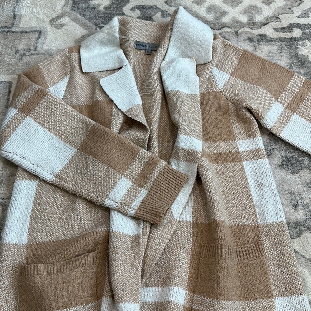 Collared cardigan